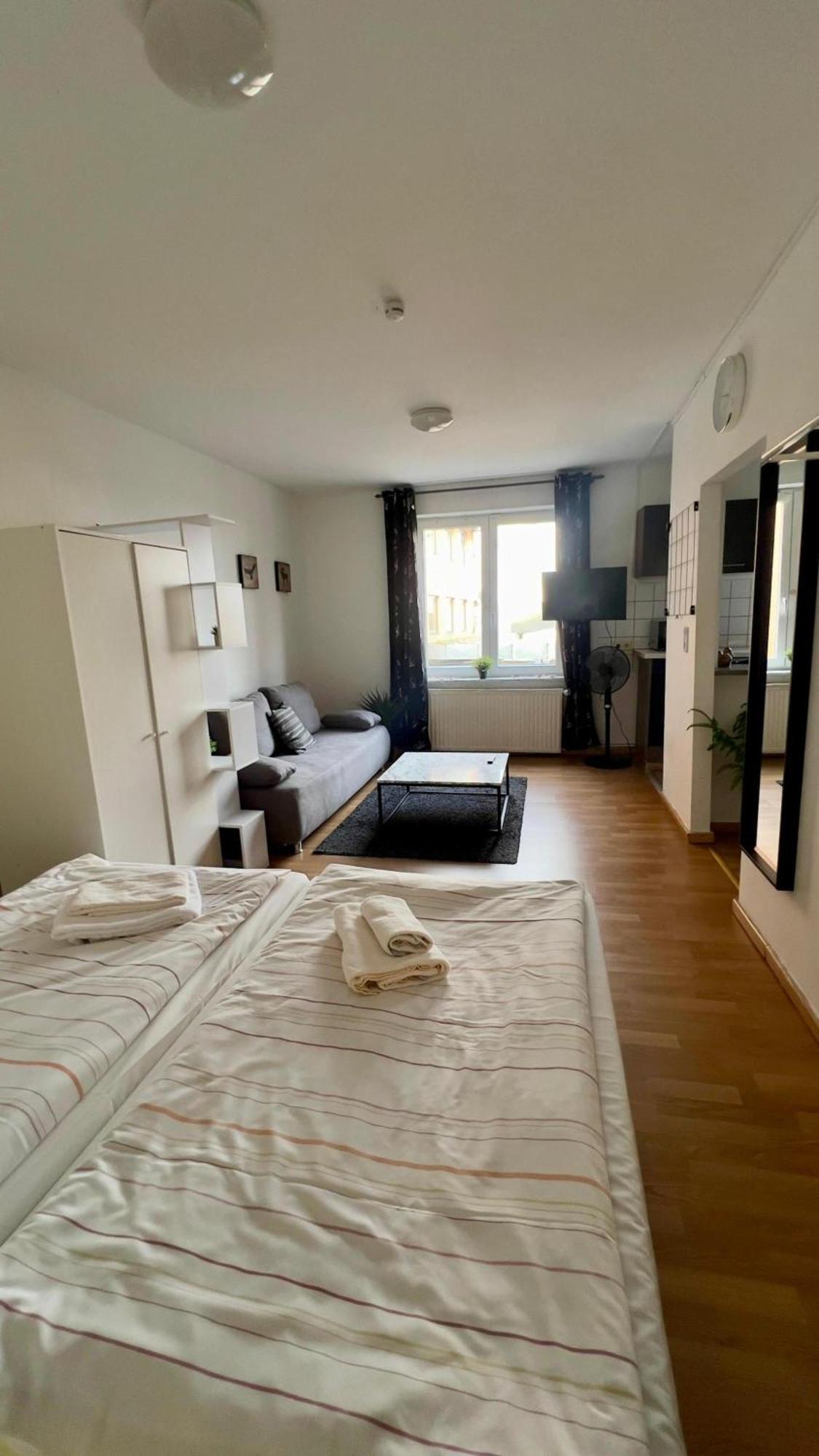 Praktische City Apartments Direkt Am Hauptbahnhof 노이뮌스터 외부 사진