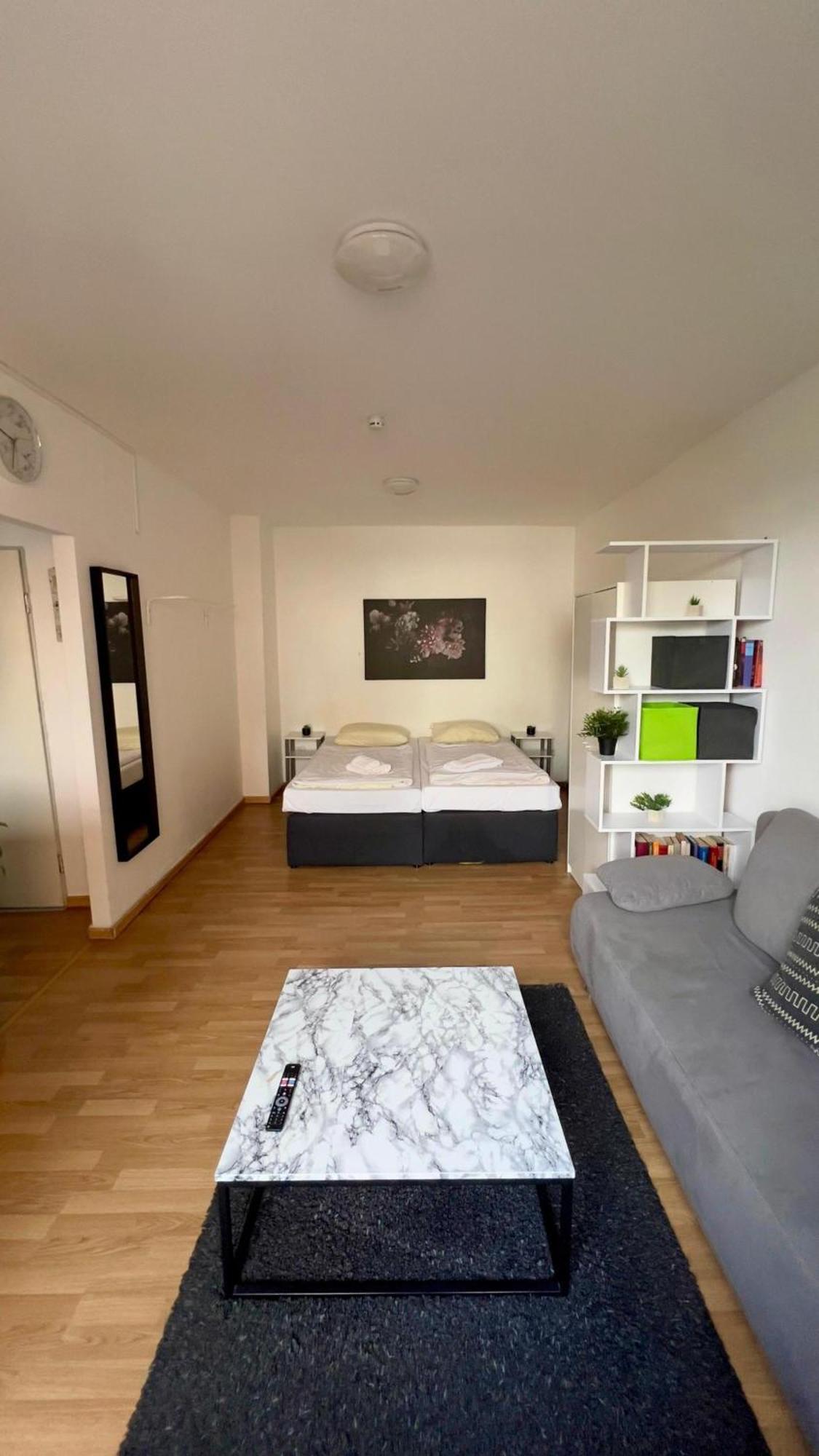 Praktische City Apartments Direkt Am Hauptbahnhof 노이뮌스터 외부 사진
