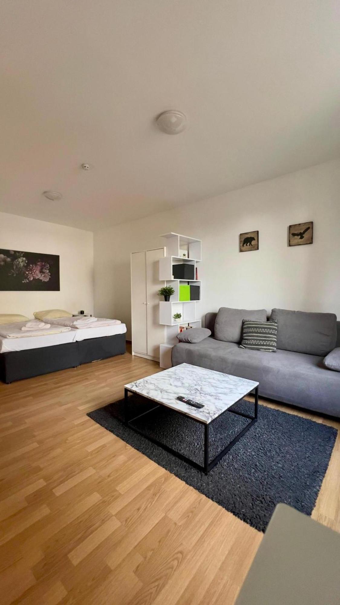 Praktische City Apartments Direkt Am Hauptbahnhof 노이뮌스터 외부 사진